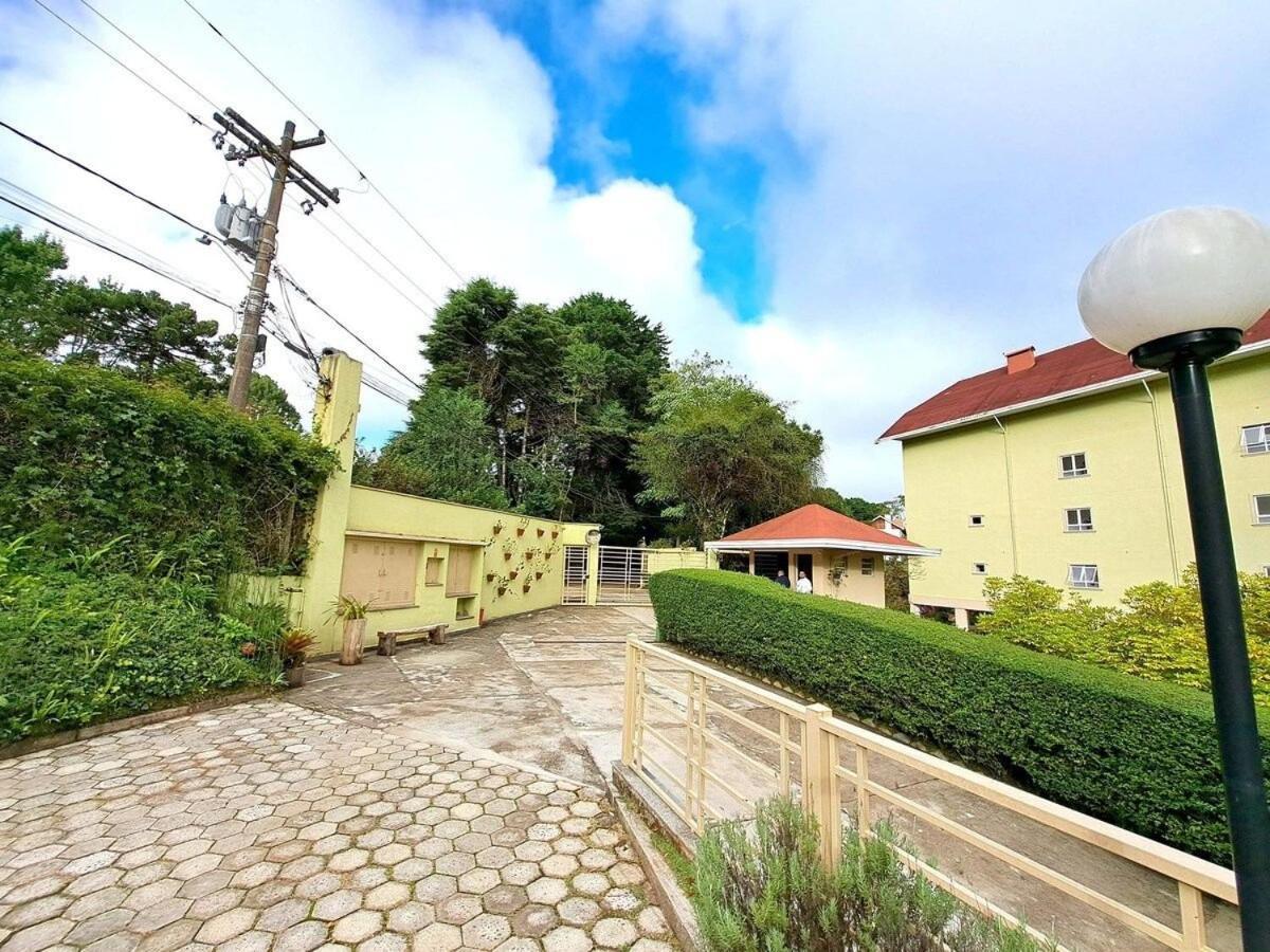 Apartamento Charmoso Com Lareira Campos do Jordão Exterior foto